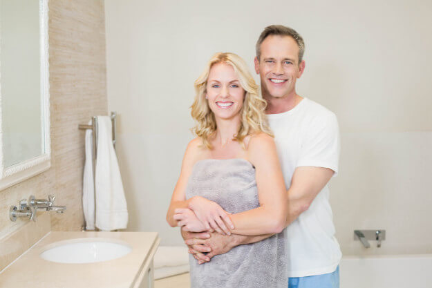 Зеркало в ванную в подарок при заказе душевой перегородки